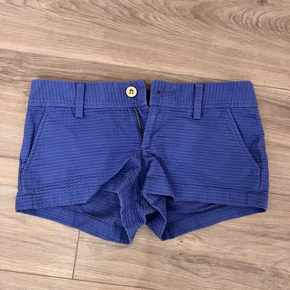 Blue Lilly Pulitzer Shorts - Picture 2 of 2